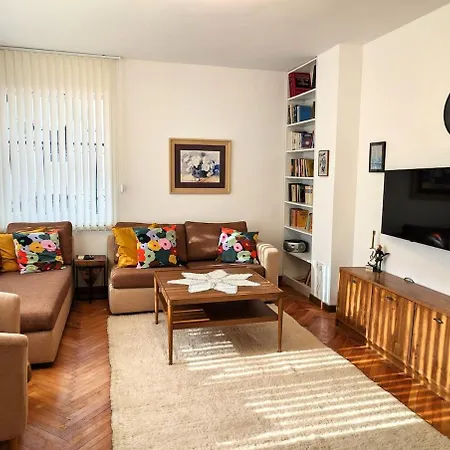 Seaside Luxury Apartment *